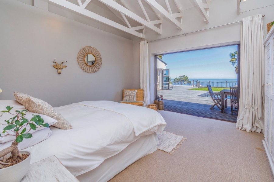 To Let 4 Bedroom Property for Rent in Bakoven Western Cape